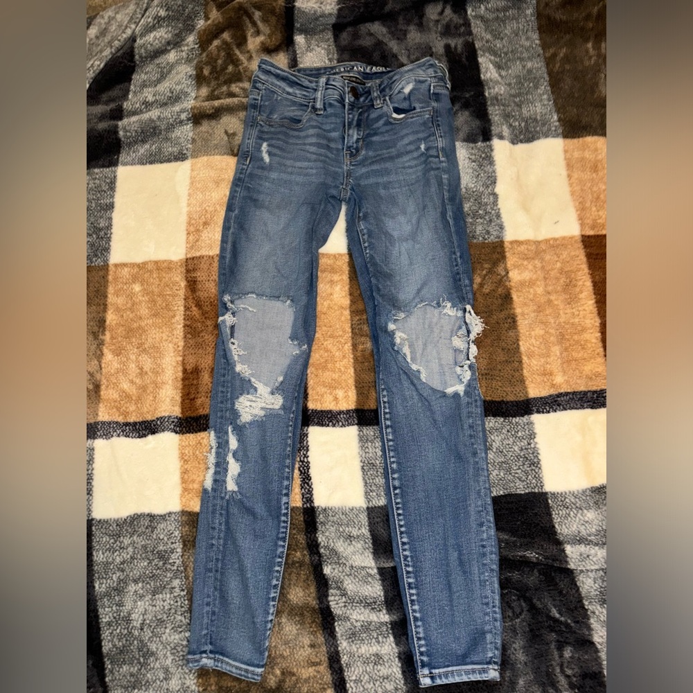 American eagle ripped jeggings.